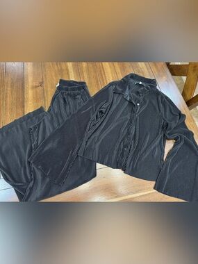 RO & DE Black Plissé Pleated 2 Piece Set Size S Wide Leg Pants